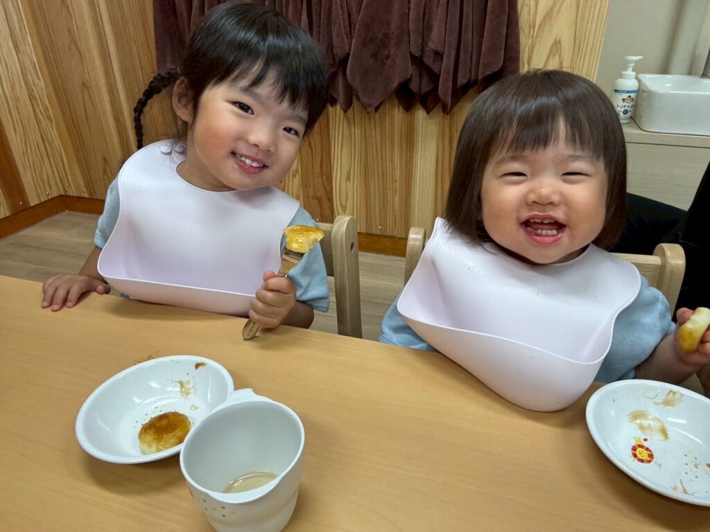 15:00～　おやつ　自由あそび